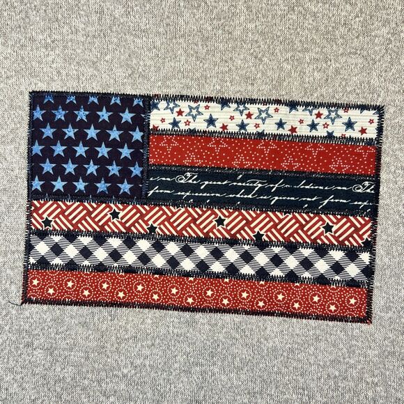 Clover + Pine Women's Shirt American Flag Size XL Short Sleeve Gray Patriotic - Picture 12 of 14